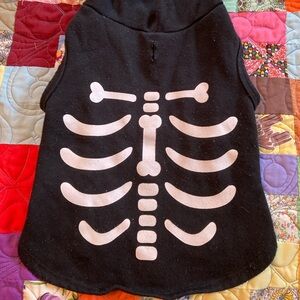 Dog Halloween Shirt, Size Small, Black and White, dimensions in pictures.